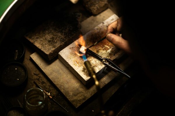 Stringing Beauty: Resources for DIY Jewelry Makers